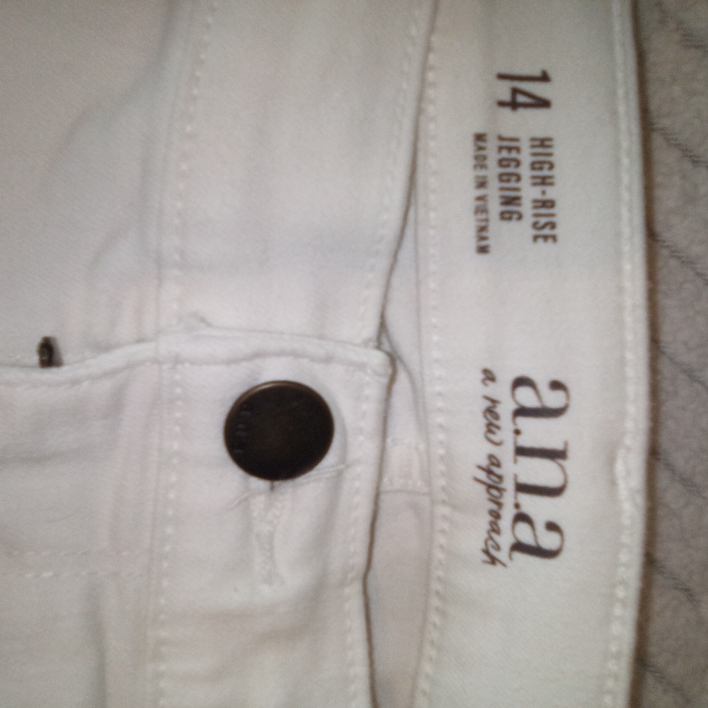 White High Rise Skinny Jeans/Jeggings Cropped Size 14 By a.n.a - Picture 5 of 5